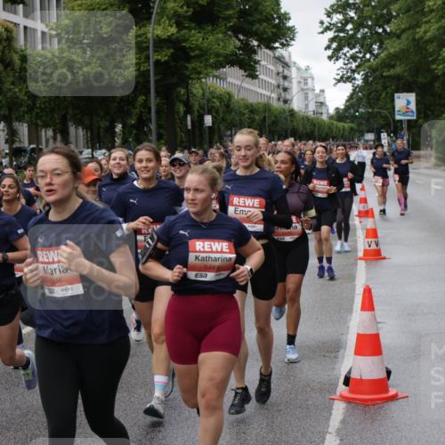 14.06.2026 - REWE Women's Run Jannik Wohlers http://msf.ph/oto/9814421 14.06.2026 10:40:50 Laufen 5417, 57, 5601, 5646, 5445, 7, 5928 meine-sportfotos.de