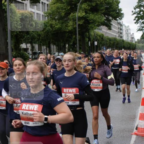 14.06.2026 - REWE Women's Run Jannik Wohlers http://msf.ph/oto/9814433 14.06.2026 10:40:51 Laufen 7, 5445, 57, 557, 5486 meine-sportfotos.de