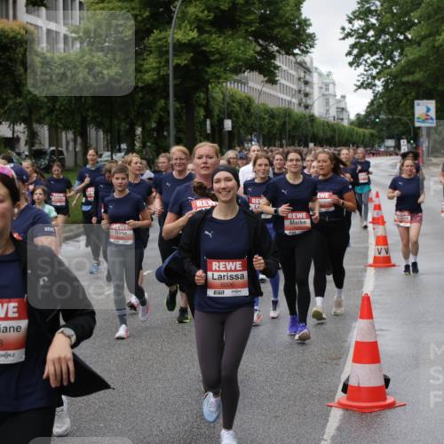 14.06.2026 - REWE Women's Run Jannik Wohlers http://msf.ph/oto/9814447 14.06.2026 10:40:54 Laufen 5078, 6006 meine-sportfotos.de