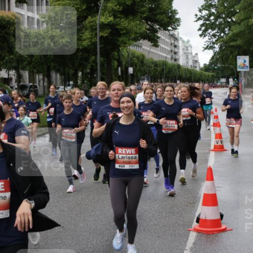 14.06.2026 - REWE Women's Run Jannik Wohlers http://msf.ph/oto/9814448 14.06.2026 10:40:55 Laufen 5078, 6006, 7 meine-sportfotos.de