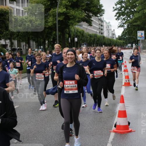 14.06.2026 - REWE Women's Run Jannik Wohlers http://msf.ph/oto/9814450 14.06.2026 10:40:55 Laufen 5078, 77, 6006, 7 meine-sportfotos.de