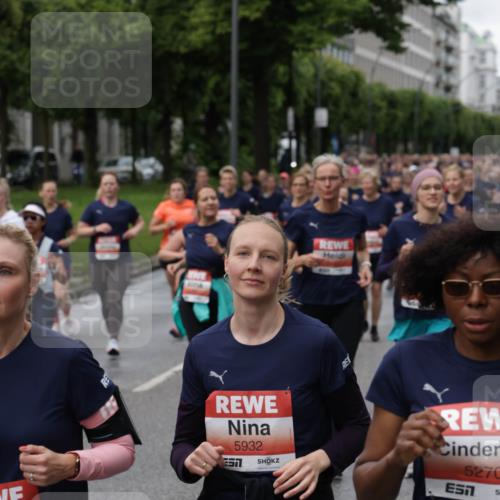 14.06.2026 - REWE Women's Run Jannik Wohlers http://msf.ph/oto/9814467 14.06.2026 10:41:02 Laufen 95, 5932, 57, 5270, 7 meine-sportfotos.de