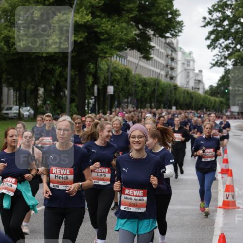 14.06.2026 - REWE Women's Run Jannik Wohlers http://msf.ph/oto/9814472 14.06.2026 10:41:03 Laufen 283, 5447, 7, 5372, 57, 5791, 7 meine-sportfotos.de