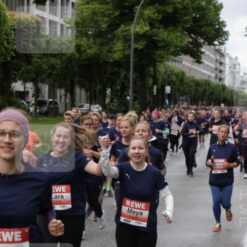 14.06.2026 - REWE Women's Run Jannik Wohlers http://msf.ph/oto/9814480 14.06.2026 10:41:05 Laufen 791, 5372, 7, 5428, 57 meine-sportfotos.de