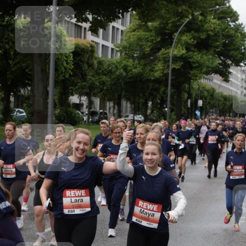 14.06.2026 - REWE Women's Run Jannik Wohlers http://msf.ph/oto/9814488 14.06.2026 10:41:05 Laufen 5372, 5428 meine-sportfotos.de