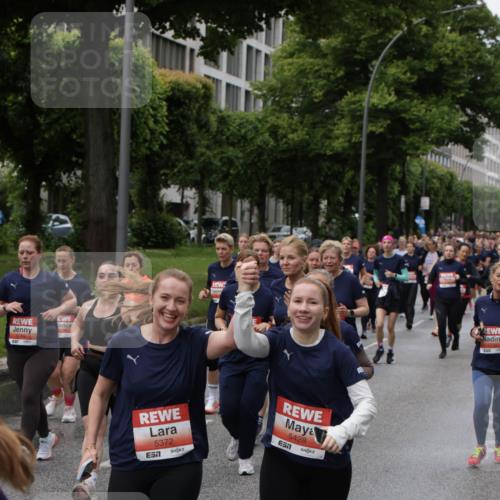 14.06.2026 - REWE Women's Run Jannik Wohlers http://msf.ph/oto/9814490 14.06.2026 10:41:05 Laufen 5372, 57, 5428 meine-sportfotos.de
