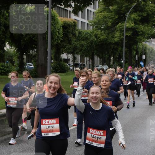 14.06.2026 - REWE Women's Run Jannik Wohlers http://msf.ph/oto/9814493 14.06.2026 10:41:05 Laufen 5372, 5428, 7 meine-sportfotos.de