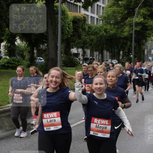 14.06.2026 - REWE Women's Run Jannik Wohlers http://msf.ph/oto/9814495 14.06.2026 10:41:05 Laufen 995, 5372, 7, 5428 meine-sportfotos.de