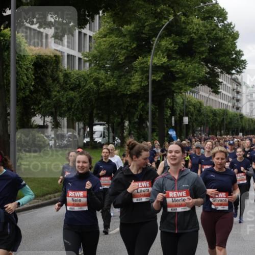14.06.2026 - REWE Women's Run Jannik Wohlers http://msf.ph/oto/9814520 14.06.2026 10:41:10 Laufen 5745, 57, 5743, 5744, 57 meine-sportfotos.de
