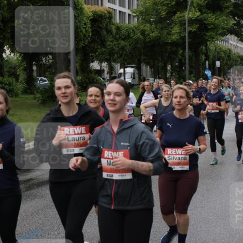14.06.2026 - REWE Women's Run Jannik Wohlers http://msf.ph/oto/9814527 14.06.2026 10:41:12 Laufen 5185, 5745, 657, 5743, 7, 5744, 5204 meine-sportfotos.de
