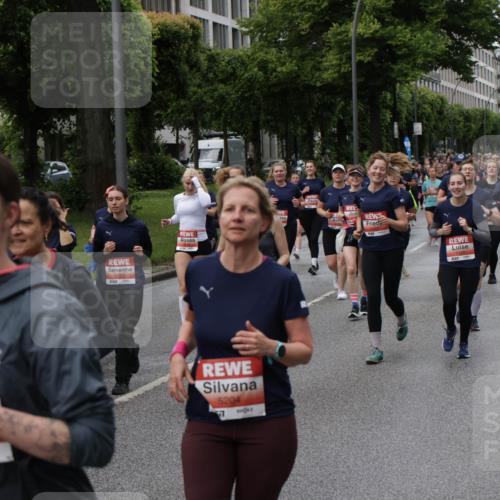 14.06.2026 - REWE Women's Run Jannik Wohlers http://msf.ph/oto/9814533 14.06.2026 10:41:12 Laufen 57, 5204 meine-sportfotos.de