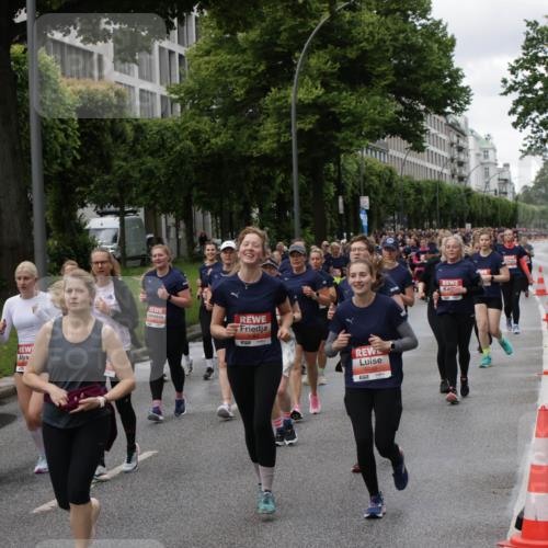 14.06.2026 - REWE Women's Run Jannik Wohlers http://msf.ph/oto/9814538 14.06.2026 10:41:13 Laufen 5 meine-sportfotos.de