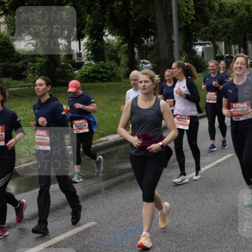 14.06.2026 - REWE Women's Run Jannik Wohlers http://msf.ph/oto/9814545 14.06.2026 10:41:14 Laufen 5752, 7, 5748 meine-sportfotos.de