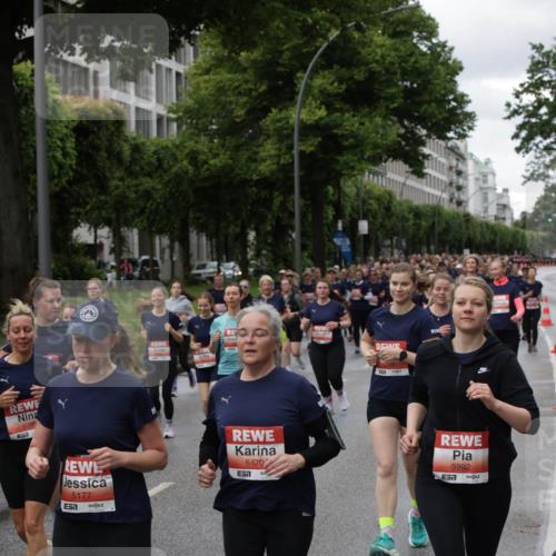 14.06.2026 - REWE Women's Run Jannik Wohlers http://msf.ph/oto/9814561 14.06.2026 10:41:18 Laufen 5295, 5177, 7, 5470, 5992, 7 meine-sportfotos.de