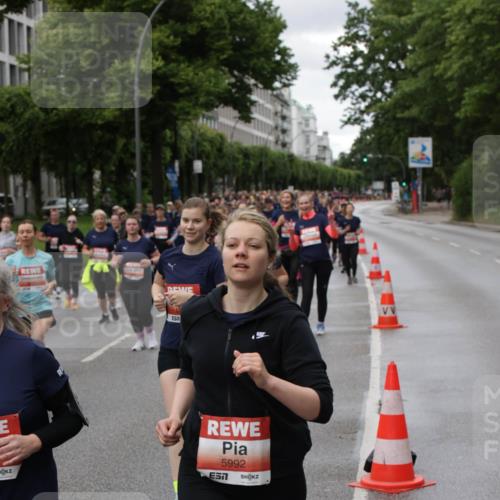 14.06.2026 - REWE Women's Run Jannik Wohlers http://msf.ph/oto/9814565 14.06.2026 10:41:18 Laufen 5992, 7 meine-sportfotos.de