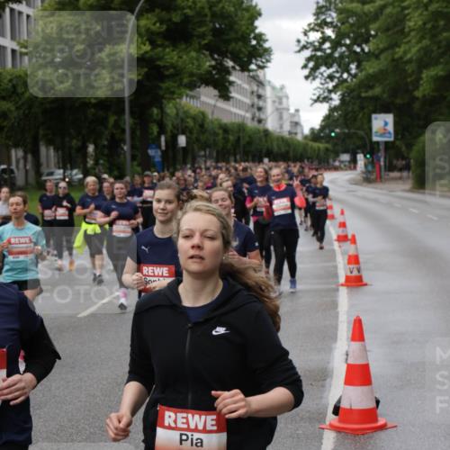 14.06.2026 - REWE Women's Run Jannik Wohlers http://msf.ph/oto/9814568 14.06.2026 10:41:19 Laufen 5992, 51 meine-sportfotos.de