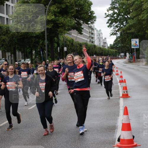 14.06.2026 - REWE Women's Run Jannik Wohlers http://msf.ph/oto/9814585 14.06.2026 10:41:22 Laufen 516 meine-sportfotos.de