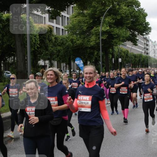 14.06.2026 - REWE Women's Run Jannik Wohlers http://msf.ph/oto/9814591 14.06.2026 10:41:24 Laufen 51, 7, 00, 6666, 657 meine-sportfotos.de