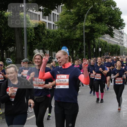 14.06.2026 - REWE Women's Run Jannik Wohlers http://msf.ph/oto/9814597 14.06.2026 10:41:25 Laufen 5522, 57, 6623, 6511, 7, 00, 5566, 517 meine-sportfotos.de