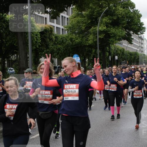 14.06.2026 - REWE Women's Run Jannik Wohlers http://msf.ph/oto/9814598 14.06.2026 10:41:25 Laufen 00, 6666, 2011, 5523, 5522, 57 meine-sportfotos.de