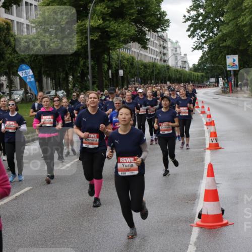 14.06.2026 - REWE Women's Run Jannik Wohlers http://msf.ph/oto/9814600 14.06.2026 10:41:26 Laufen 7, 00, 857, 5367, 57 meine-sportfotos.de