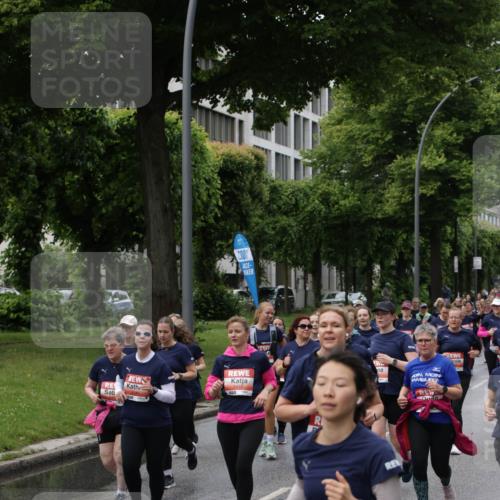 14.06.2026 - REWE Women's Run Jannik Wohlers http://msf.ph/oto/9814604 14.06.2026 10:41:28 Laufen 7, 90, 5367, 57 meine-sportfotos.de