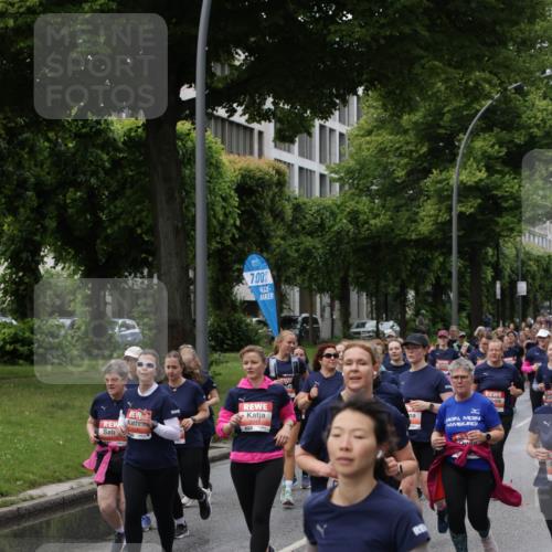 14.06.2026 - REWE Women's Run Jannik Wohlers http://msf.ph/oto/9814605 14.06.2026 10:41:28 Laufen 7, 00, 5367, 51 meine-sportfotos.de