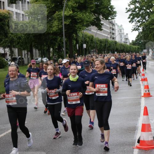 14.06.2026 - REWE Women's Run Jannik Wohlers http://msf.ph/oto/9814621 14.06.2026 10:41:31 Laufen 5757, 5210, 5909, 57 meine-sportfotos.de