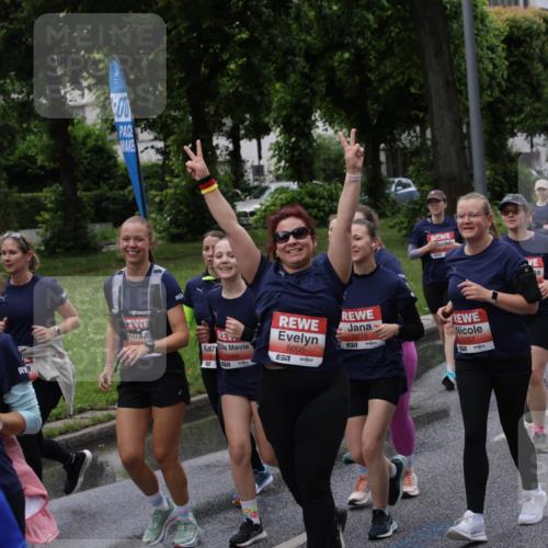 14.06.2026 - REWE Women's Run Jannik Wohlers http://msf.ph/oto/9814623 14.06.2026 10:41:31 Laufen 00, 5888, 5005, 7, 5210, 5757, 5 meine-sportfotos.de