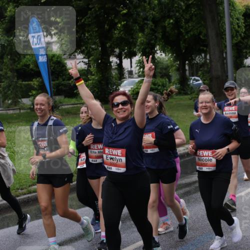 14.06.2026 - REWE Women's Run Jannik Wohlers http://msf.ph/oto/9814628 14.06.2026 10:41:32 Laufen 7, 00, 5888, 57, 5005, 5210, 5757 meine-sportfotos.de