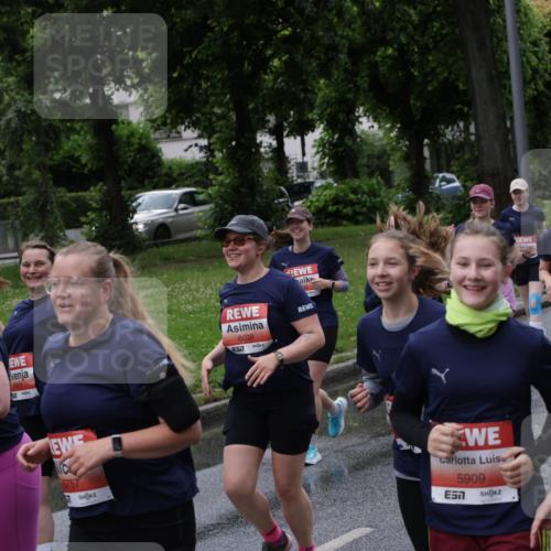 14.06.2026 - REWE Women's Run Jannik Wohlers http://msf.ph/oto/9814632 14.06.2026 10:41:33 Laufen 210, 5757, 6038, 517, 517, 5909, 7, 5908 meine-sportfotos.de