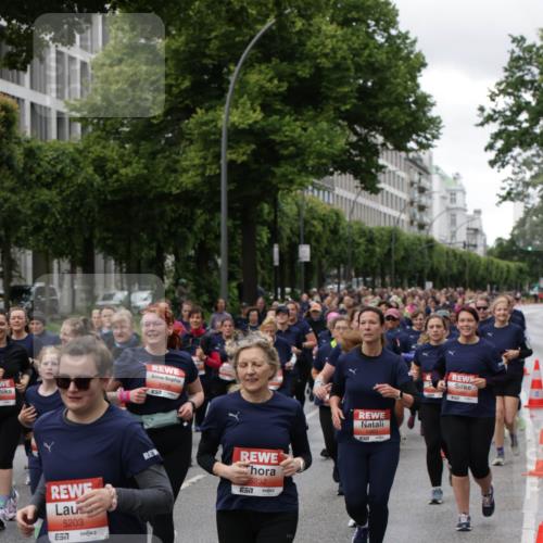 14.06.2026 - REWE Women's Run Jannik Wohlers http://msf.ph/oto/9814660 14.06.2026 10:41:39 Laufen 5203, 57, 5232, 7 meine-sportfotos.de