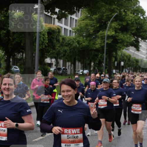 14.06.2026 - REWE Women's Run Jannik Wohlers http://msf.ph/oto/9814676 14.06.2026 10:41:43 Laufen 5491, 7 meine-sportfotos.de