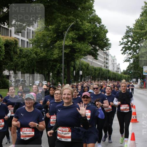 14.06.2026 - REWE Women's Run Jannik Wohlers http://msf.ph/oto/9814684 14.06.2026 10:41:44 Laufen 5903, 7, 5805 meine-sportfotos.de