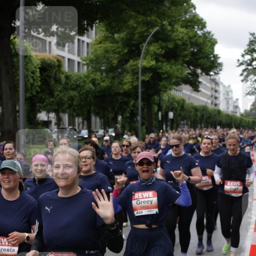 14.06.2026 - REWE Women's Run Jannik Wohlers http://msf.ph/oto/9814689 14.06.2026 10:41:45 Laufen 903, 1, 5805, 5895, 57 meine-sportfotos.de