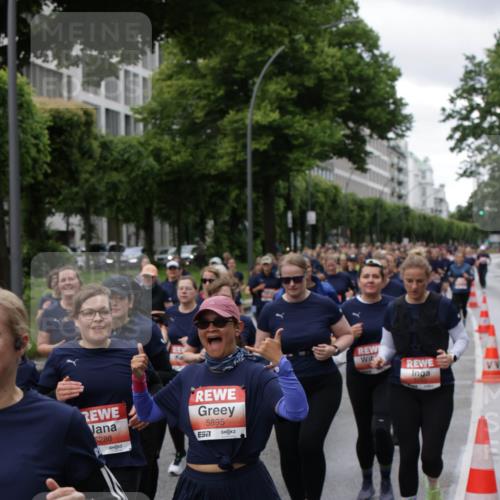 14.06.2026 - REWE Women's Run Jannik Wohlers http://msf.ph/oto/9814696 14.06.2026 10:41:45 Laufen 5288, 5895 meine-sportfotos.de