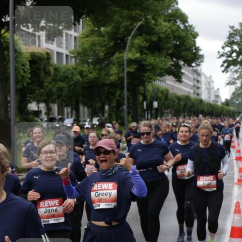 14.06.2026 - REWE Women's Run Jannik Wohlers http://msf.ph/oto/9814697 14.06.2026 10:41:45 Laufen 5288, 7, 5895, 577 meine-sportfotos.de