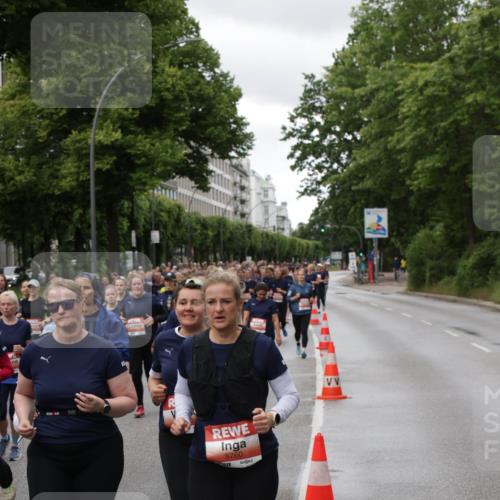 14.06.2026 - REWE Women's Run Jannik Wohlers http://msf.ph/oto/9814704 14.06.2026 10:41:47 Laufen 5760 meine-sportfotos.de