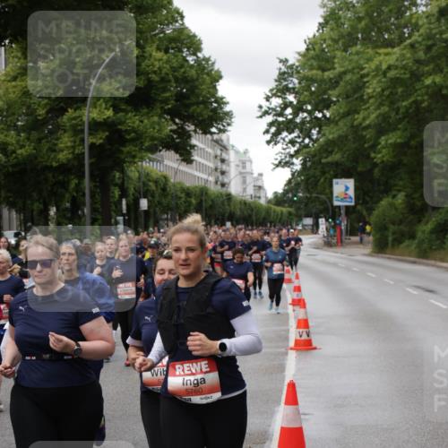 14.06.2026 - REWE Women's Run Jannik Wohlers http://msf.ph/oto/9814707 14.06.2026 10:41:47 Laufen 53, 5760 meine-sportfotos.de