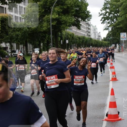 14.06.2026 - REWE Women's Run Jannik Wohlers http://msf.ph/oto/9814713 14.06.2026 10:41:48 Laufen 5606, 657, 7, 5149 meine-sportfotos.de