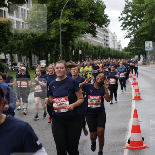 14.06.2026 - REWE Women's Run Jannik Wohlers http://msf.ph/oto/9814714 14.06.2026 10:41:48 Laufen 5606, 657, 5149 meine-sportfotos.de