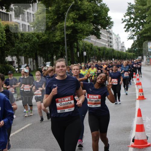 14.06.2026 - REWE Women's Run Jannik Wohlers http://msf.ph/oto/9814719 14.06.2026 10:41:49 Laufen 5727, 5606, 51, 5149, 657 meine-sportfotos.de