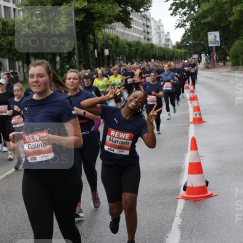 14.06.2026 - REWE Women's Run Jannik Wohlers http://msf.ph/oto/9814721 14.06.2026 10:41:49 Laufen 5606, 5149, 7 meine-sportfotos.de