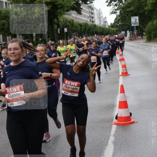 14.06.2026 - REWE Women's Run Jannik Wohlers http://msf.ph/oto/9814723 14.06.2026 10:41:49 Laufen 5606, 57, 5149, 7 meine-sportfotos.de