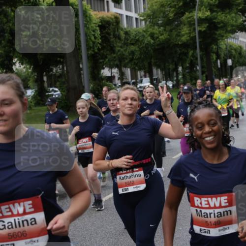 14.06.2026 - REWE Women's Run Jannik Wohlers http://msf.ph/oto/9814729 14.06.2026 10:41:50 Laufen 5606, 5312, 5149 meine-sportfotos.de