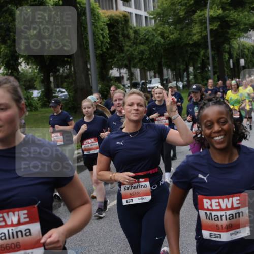 14.06.2026 - REWE Women's Run Jannik Wohlers http://msf.ph/oto/9814730 14.06.2026 10:41:50 Laufen 5606, 5312, 7, 5149 meine-sportfotos.de