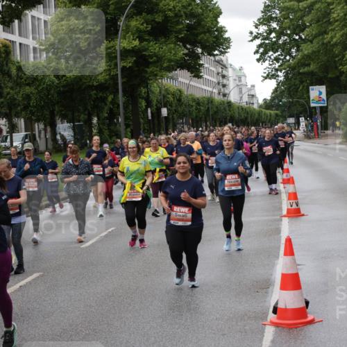 14.06.2026 - REWE Women's Run Jannik Wohlers http://msf.ph/oto/9814736 14.06.2026 10:41:52 Laufen 5977, 5319, 657 meine-sportfotos.de