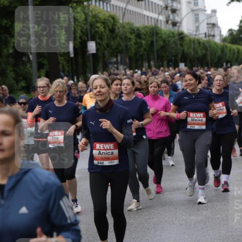14.06.2026 - REWE Women's Run Jannik Wohlers http://msf.ph/oto/9814746 14.06.2026 10:41:55 Laufen 95, 5074, 5799, 5735, 1, 10 meine-sportfotos.de