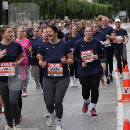 14.06.2026 - REWE Women's Run Jannik Wohlers http://msf.ph/oto/9814752 14.06.2026 10:41:57 Laufen 6012, 5735, 57, 5781, 57 meine-sportfotos.de