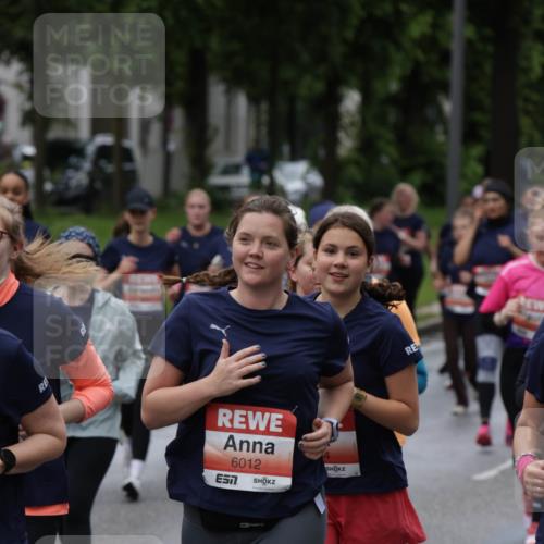14.06.2026 - REWE Women's Run Jannik Wohlers http://msf.ph/oto/9814758 14.06.2026 10:41:59 Laufen 6012 meine-sportfotos.de